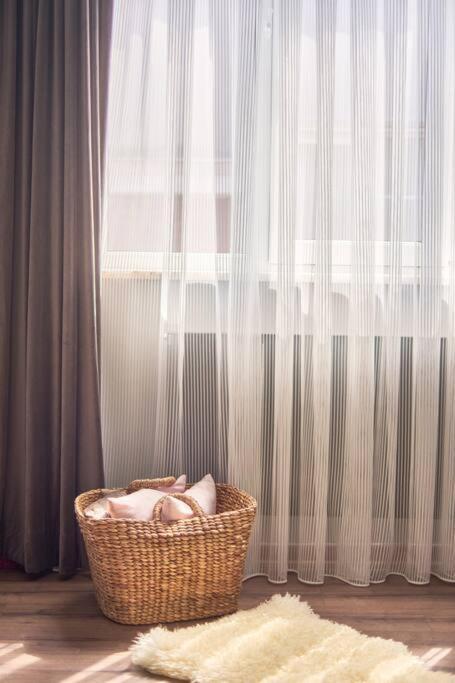 A Flat In The Center With Terrace Apartament *
