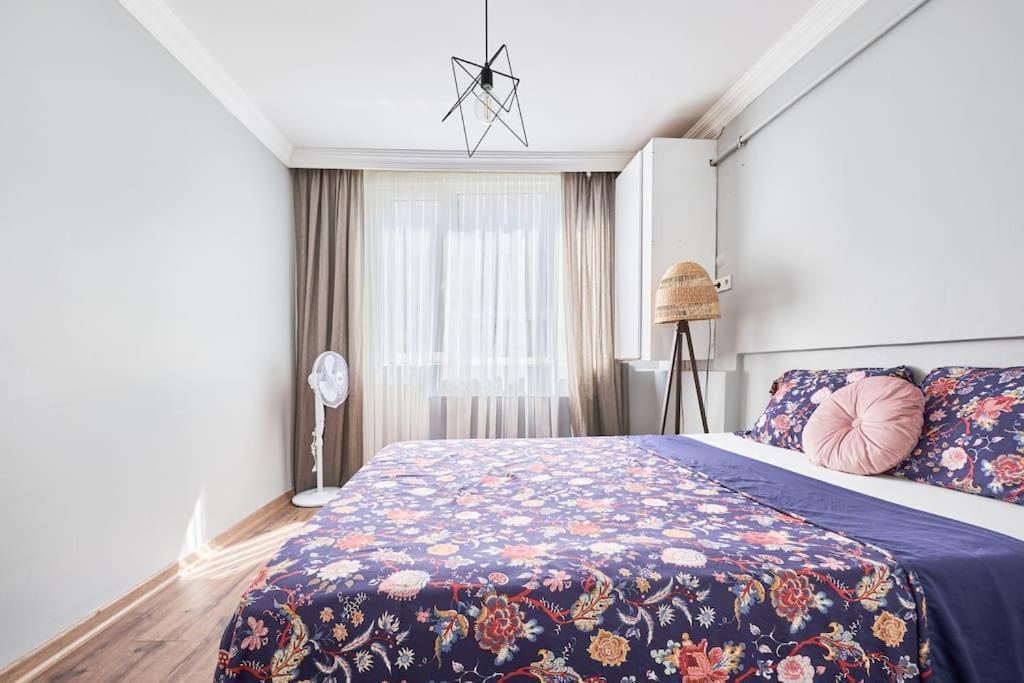 A Flat In The Center With Terrace Apartament Istanbul