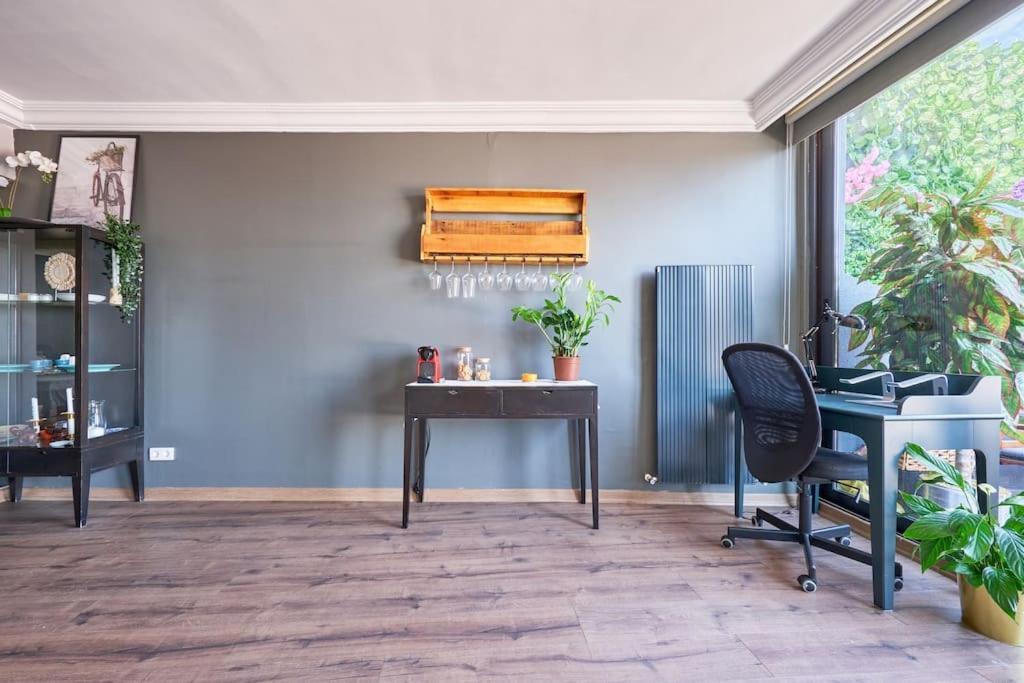 A Flat In The Center With Terrace Apartament *